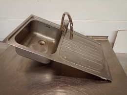 Built-in sink